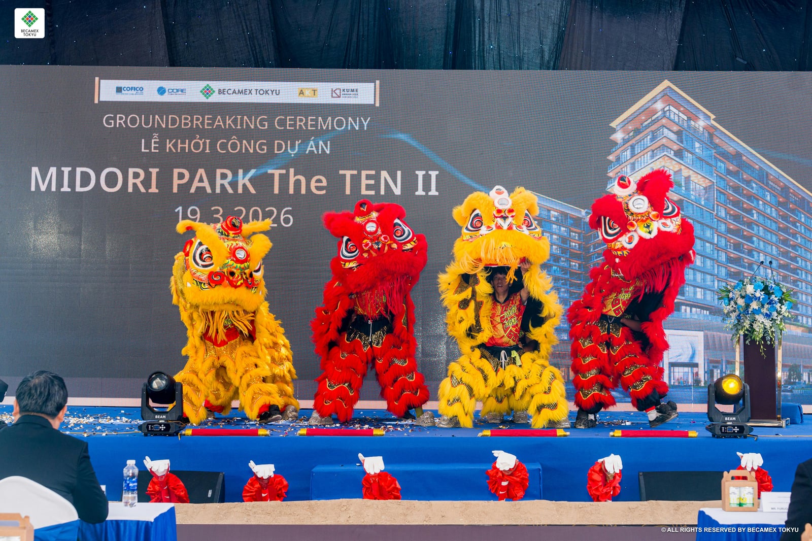 Múa lân khai hội trước backdrop Lễ khởi công MIDORI PARK The TEN II ngày 19/03/2026
